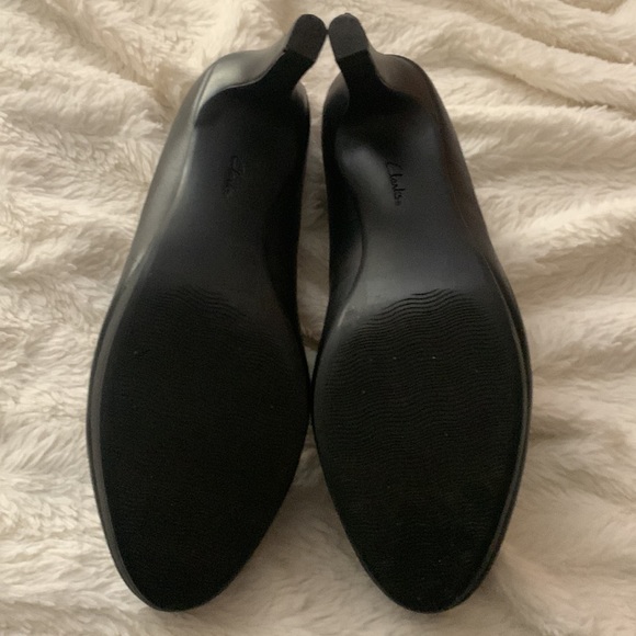 CLARKS ADRIEL VIOLA BLACK LEATHER - Picture 6 of 8